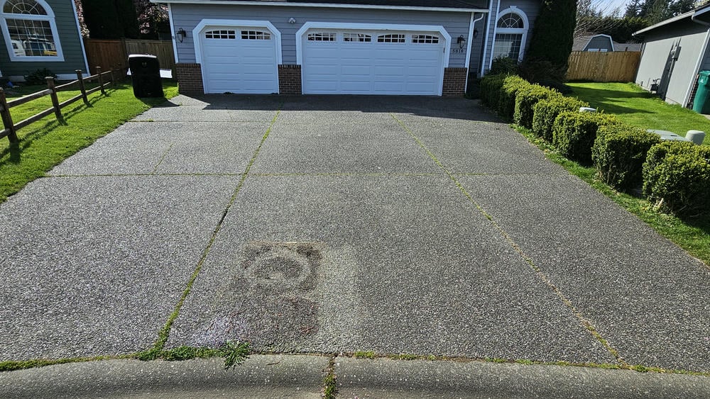 Driveway Cleaning in Marysville, WA