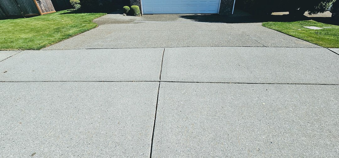 Driveway Cleaning Completed in Monroe, WA