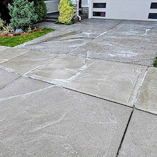 DRIVEWAY-CLEANING-IN-MONROE-WA 2