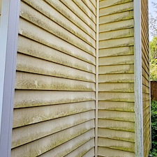 HOUSE-WASHING-VINYL-SIDING-IN-LYNNWOOD-WA 5