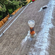 ROOF-CLEANING-IN-LYNNWOOD-WA 1